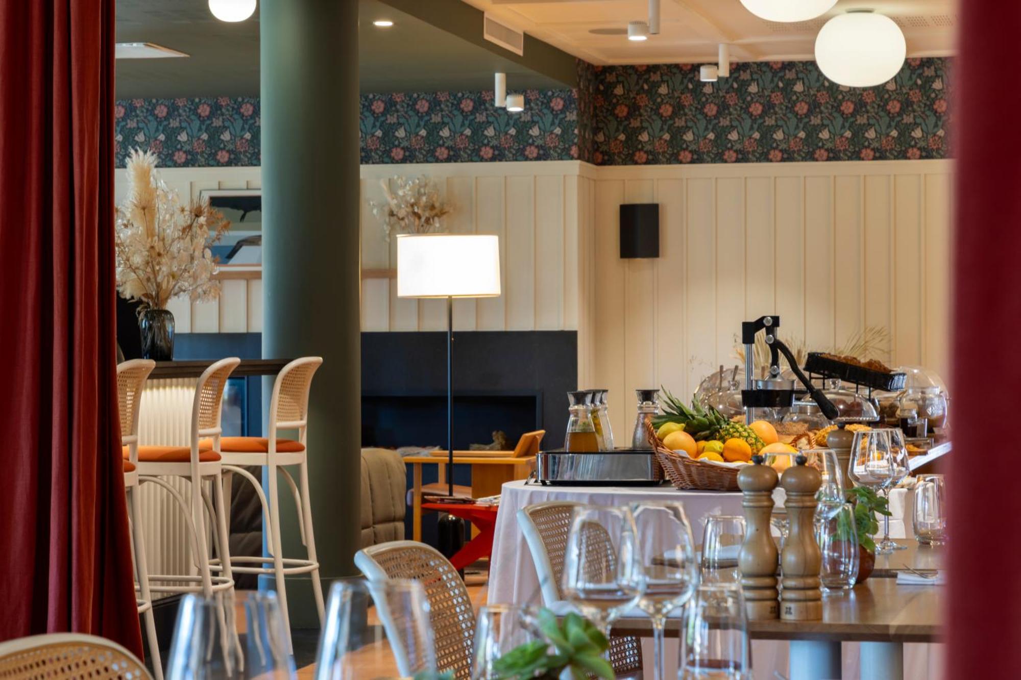 Hotel Restaurant Villa Josephine LʼÎle-Rousse Dış mekan fotoğraf