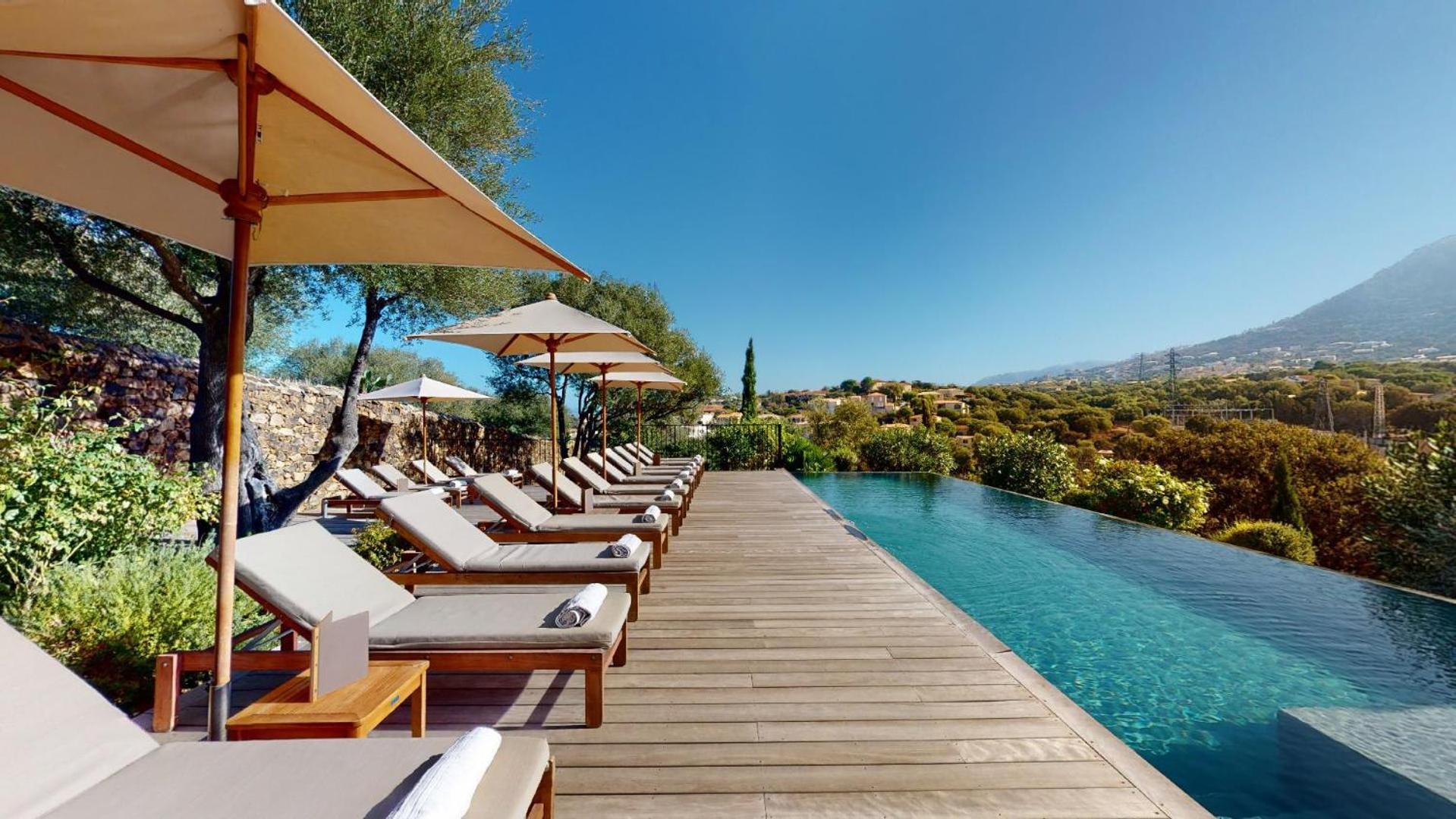 Hotel Restaurant Villa Josephine LʼÎle-Rousse Dış mekan fotoğraf